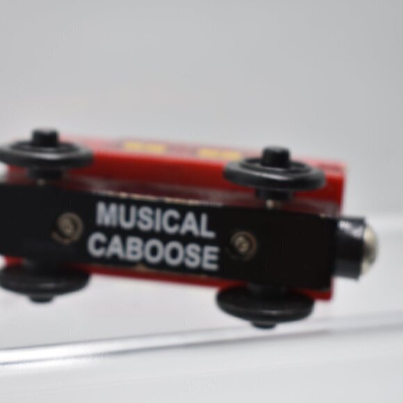 Thomas & Friends SODOR TRAIN LINE MUSIC CABOOSE Thomas Wooden Railway 2003 - Picture 7 of 7